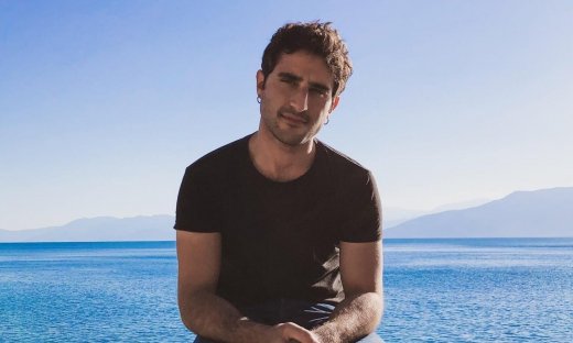 Βασιλώττος: Μου αρέσουν οι ρόλοι που έχουν κάτι να πουν, είτε σε σύγχρονη είτε σε σειρά εποχής