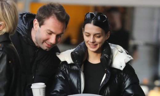 Άννα Μπεζάν: «Πέρασα επιλόχειο κατάθλιψη και αισθανόμουν ότι θα μου πάρουν το παιδί»