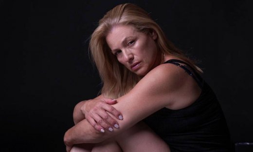 Μαριάννα Τουμασάτου: «Κατέληξα στο νοσοκομείο μετά από ξυλοδαρμό»