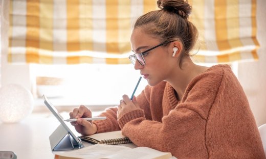 Πώς οι νέες τεχνολογίες αλλάζουν το τοπίο της ελληνικής ενημέρωσης