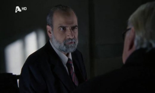 Άγιος έρωτας: Σκληρή τιμωρία για τη Μάρω - Ο Μαρκόπουλος της δίνει ένα μάθημα