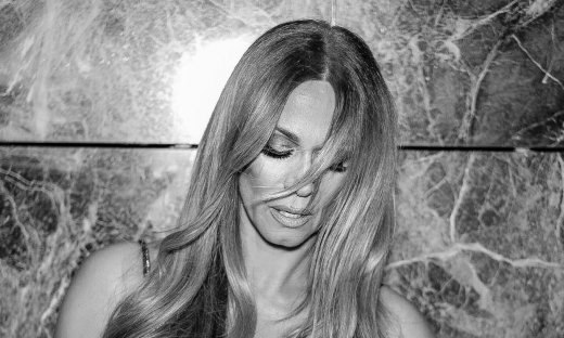 Έλλη Κοκκίνου: Εξιτήριο από το νοσοκομείο για την τραγουδίστρια – «Να προσέχετε τους εαυτούς σας»