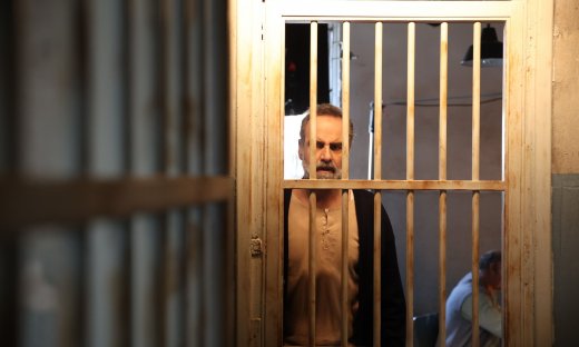 Άγιος έρωτας - Ο Μαρκόπουλος δέχεται επίθεση στη φυλακή