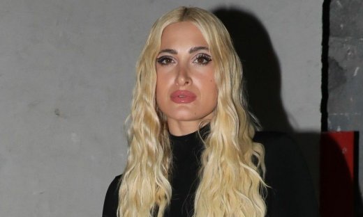 Ξέσπασε η Τούνη: «Ο ψυχισμός μου έχει βιαστεί ξανά και ξανά. Έχω στιγματιστεί ανεπανόρθωτα»