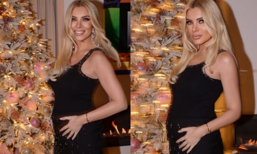 Κατερίνα Καινούργιου: Ποζάρει ξανά με φουσκωμένη κοιλίτσα μπροστά στο Χριστουγεννιάτικο δέντρο