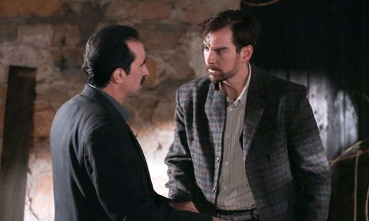 Grand Hotel: «Εσύ ήσουν ζωντανός κι εμείς νεκροί» - Ο Χαραλάμπης αντικρίζει για πρώτη φορά τον Πέτρο