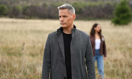 Ο Γρηγόρης Πετράκος ερμηνεύει τραγούδι του Βασίλη Δήμα