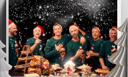 Ο Γιώργος Τσαλίκης μάς ανοίγει το σπίτι του και αφιερώνει «Χριστούγεννα Πρωτοχρονιά… Μια χαρά»