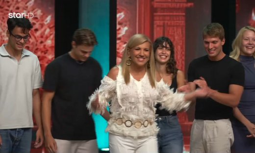 Με αέρα μοντέλου - Η «βασίλισσα των χαλιών» Δέσποινα Μοιραράκη «εισέβαλε» στο GNTM & έγινε χαμός