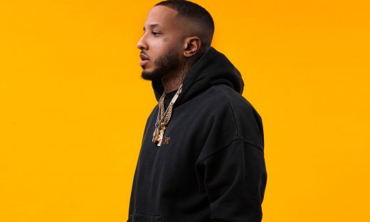 Light: Ευρωπαϊκές συνεργασίες και feat. με τον Mad Clip