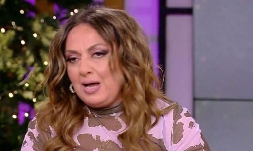 Μουτίδου για δημόσια αντιπαράθεση Τούνη-Αλεξάνδρου: «Αναγκάζονται και αυτοσκηνοθετούνται»