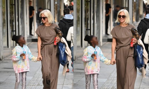 Χριστίνα Κοντοβά: Βόλτα στο κέντρο της Αθήνας χέρι-χέρι με την κόρη της, Έιντα