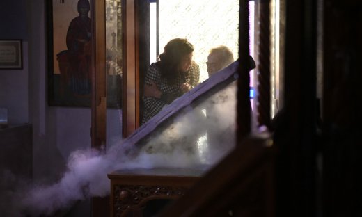 Άγιος έρωτας - Το καθηλωτικό τελευταίο επεισόδιο του 2025 μέσα από συγκλονιστικές φωτογραφίες