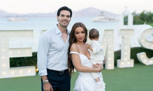 Ελένη Φουρέιρα: Το σπάνιο «κλικ» του Μποτία με τον γιο τους Ερμή να κοιμάται στην αγκαλιά του