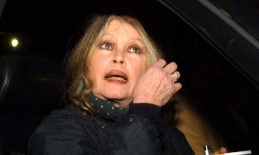 Kλόντια Σίφερ: Το συγκινητικό «αντίο» στην Μπριζίτ Μπαρντό