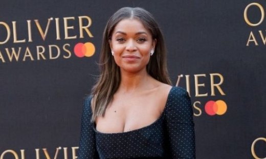 Στην Ελλάδα γυρίσματα της σειράς «Dig» με τις Αντόνια Τόμας και Έιμι Πόλερ