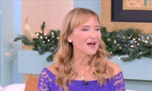 Μάρα Ζαχαρέα: Η σπάνια εξομολόγηση για τον σύζυγό της, τα παιδιά τους & η συνθήκη να γίνει... πεθερά