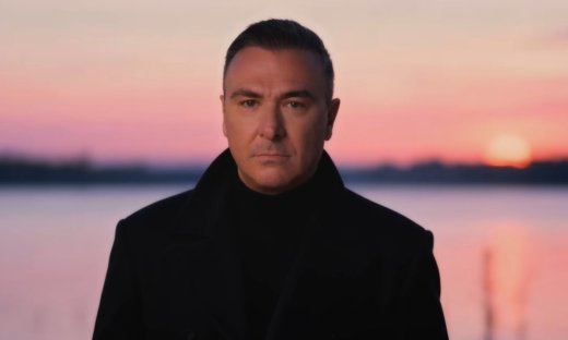 Αντώνης Ρέμος - «Δευτέρα»: 1 εκατομμύριο views για τη νέα του επιτυχία