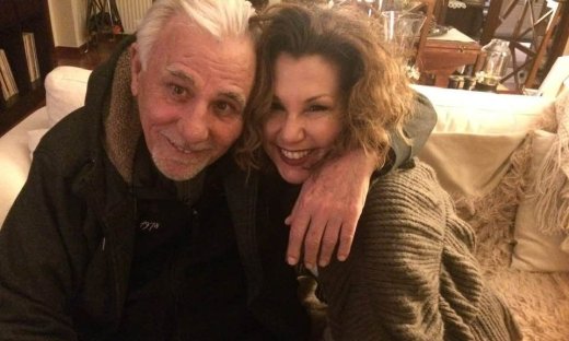 Σε στενό οικογενειακό κύκλο η κηδεία του Σπύρου Καρατζαφέρη