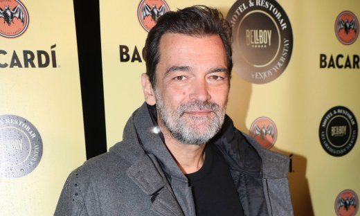 Κωνσταντίνος Καζάκος: «Θα ήθελα να αγκαλιάσω ξανά τους γονείς μου»