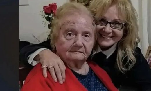 Νικολούλη-Ραγίζει καρδιές το μήνυμα για τη μητέρα της, 3 μήνες μετά την απώλεια: «Το σπίτι άδειο...»