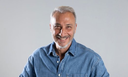 Ο Μίνως Μάτσας έρχεται στη σκηνή του VOX για 2 μουσικές βραδιές με τίτλο «Δικά μου ή Δανεικά»