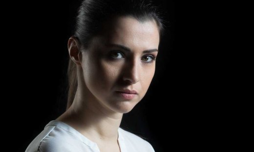 Δικαστής – Πολυχρονίδη: Σύντομα η Βέρα θα ανακαλύψει μια αλήθεια που θα τη σοκάρει