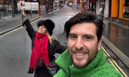 Ντορέττα Παπαδημητρίου: Στο Λονδίνο μαζί με τον Γιώργο Γεροντιδάκη και τους γιους της