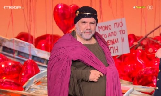 Γρηγόρης Αρναούτογλου: Η ξεκαρδιστική εμφάνιση στο «Αλ Τσαντίρι Νιουζ» - Ξέχασε τα λόγια του