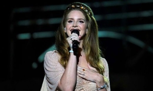 «White Feather Hawk Tail Deer Hunter»: Το πρώτο single της Lana Del Rey από το νέο άλμπουμ «Stove»