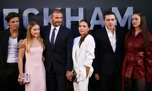 Ο Ρομέο Μπέκαμ έκανε τατουάζ για την οικογένεια και ο Μπρούκλιν καλύπτει τα δικά του