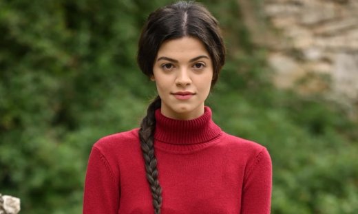 Άγιος έρωτας – Καζάκου: Η Δώρα θα βρεθεί αντιμέτωπη με τις επιλογές της καρδιάς της