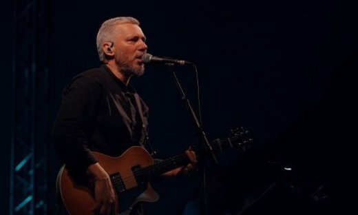 Ο Αλκίνοος Ιωαννίδης επιστρέφει στο Ηνωμένο Βασίλειο για τρεις συναυλίες