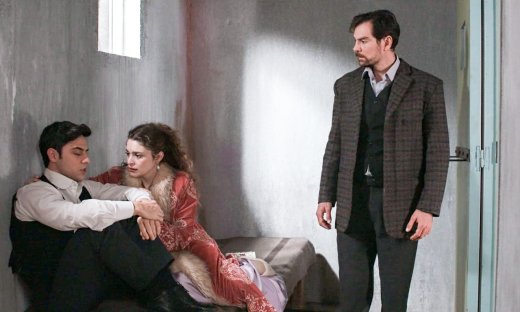 Grand Hotel: Ο Πέτρος βοηθάει τον Νικόλα να αποδράσει. Θα τα καταφέρει;