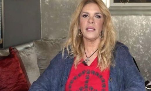 Καταπέλτης η Μηλιαρέση: «Κάνανε αλλαγή και τώρα έμαθα σκίζει η Καραβάτου»