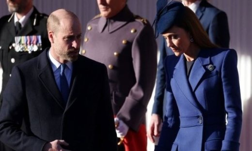 Νέο βιβλίο για Γουίλιαμ και Κέιτ! Οι παπαράτσι, η δημόσια πίεση και το περιστατικό που δεν ξεχνά