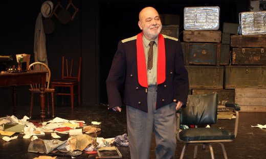 Ο... Αυθαίρετος Χρήστος Βαλαβανίδης: Το τελευταίο χειροκρότημα σε έναν ακούραστο εργάτη της τέχνης