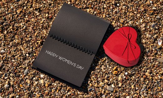 Παγκόσμια Ημέρα της Γυναίκας: Οι celebs τιμούν στα social media τη γυναίκα του σήμερα!