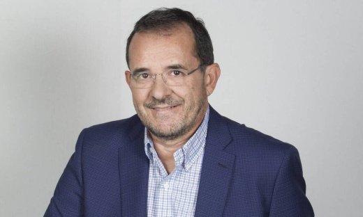 Παύλος Τσίμας: Σπάνια βραδινή έξοδος με τη σύζυγό του, Καίτη (φωτό)