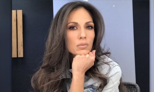 Απολαυστική η Ανθή Βούλγαρη! Μάθημα πιλάτες με τον γιο της - Δες πόσο μεγάλωσε