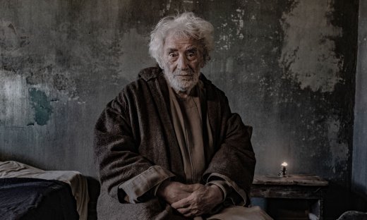 Οι Αθώοι: Η καθηλωτική εμφάνιση του Χρήστου Καλαβρούζου ως Ερημίτη