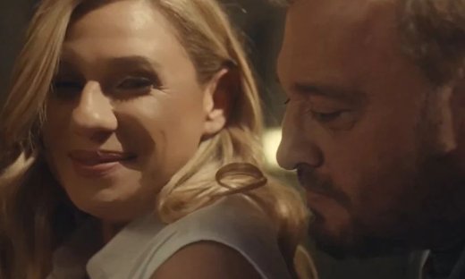 Χρήστος Φερεντίνος για την πολυσυζητημένη διαφήμιση με την Καραβάτου: «Ρόλους κάνουμε»