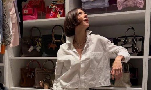 Το στιλ της Σοφίας Καρβέλα μέσα από ένα βίντεο! Τα 5 λευκά T-shirt που επιλέγει ξανά και ξανά