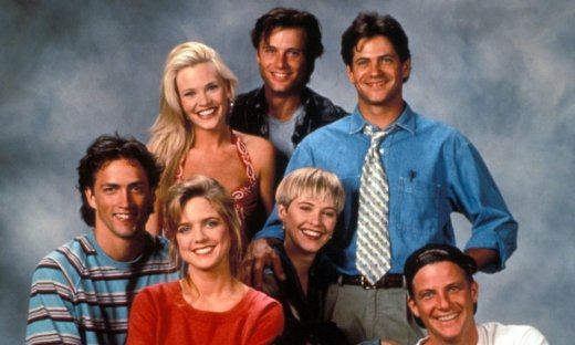 ΜΑΚ TV: Μετά το Beverly Hills έρχεται η θρυλική σειρά «Στη λεωφόρο του Μελρόουζ»