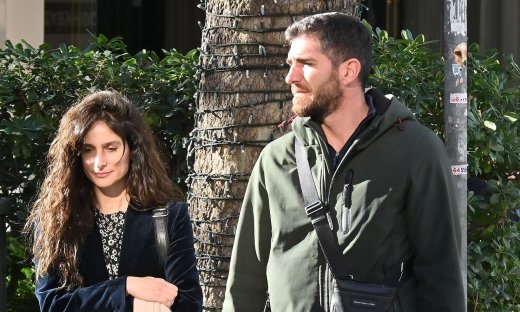 Μαρίνα Καλογήρου: Ερωτευμένη και λαμπερή στο πλευρό του Ηλία Φραγκάκη - Μαζί στο κέντρο της Αθήνας