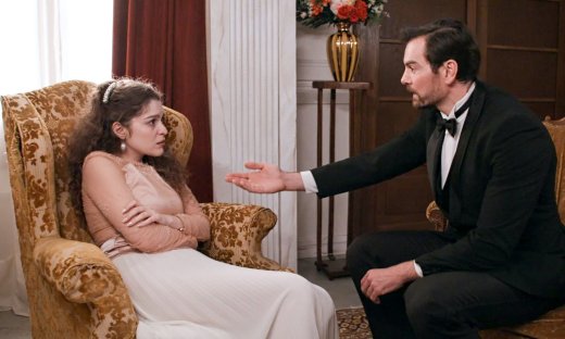 Grand Hotel: Η Αλίκη ραγίζει την καρδιά του Πέτρου με την άρνησή της να φύγουν μαζί