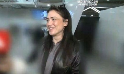 Κόνι Μεταξά: «Περνάω ωραία μόνη μου... Δεν θέλω γάμους και ταμπέλες... To 'κανα... Λογικά όχι»
