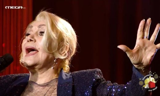 Ανατρίχιασαν όλοι 53 χρόνια μετά - Όταν η Μαρινέλλα συγκλόνισε με το Άνοιξε πέτρα στα 82 της χρόνια