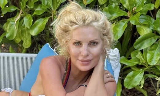 Πού ήταν η Ελένη Μενεγάκη πέρυσι τέτοιο καιρό; Το ξεχωριστό εξωτικό Πάσχα με τον Μάκη Παντζόπουλο