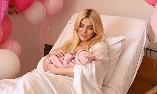 Καινούργιου: Χαμός από ευχές κάτω από τις φωτό με την κόρη της - Το μήνυμα που κανείς δεν περίμενε!